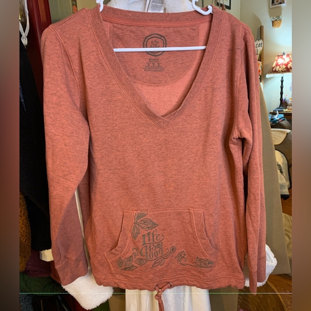 LIFE IS GOOD SWEATSHIRT. Rust color Medium